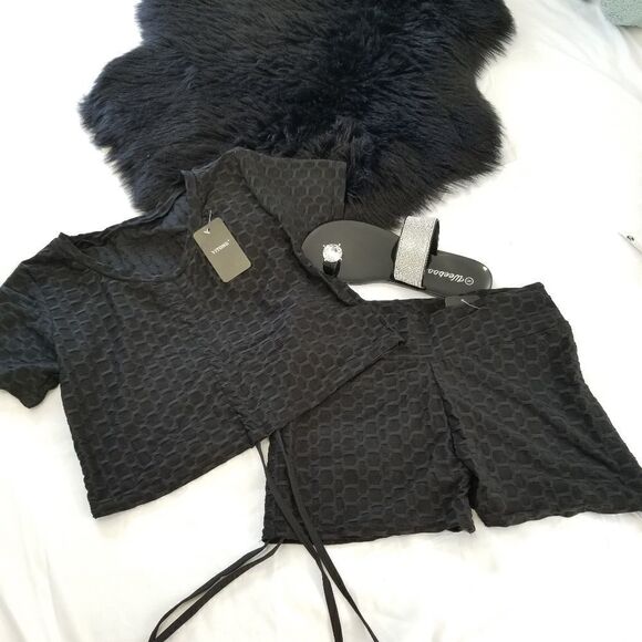 Yitong Top and short set - Picture 4 of 9